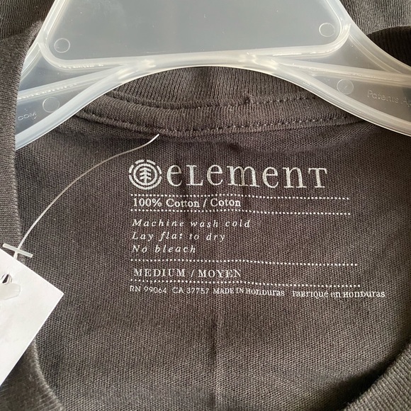 ELEMENT long-sleeved T-shirt, size medium, dark brown, NWT - Picture 2 of 3